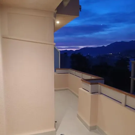 Domus Dulcis Domus Διαμέρισμα Χερσόνησος