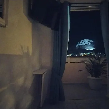 Domus Dulcis Domus Διαμέρισμα Χερσόνησος